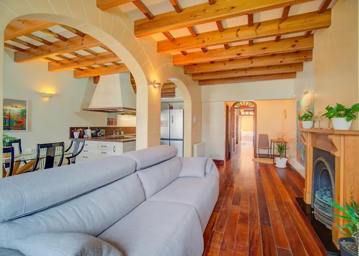 Casa Boutique Xalam  Piscina Climatizada, Jacuzzi, Billar Sant Lluís