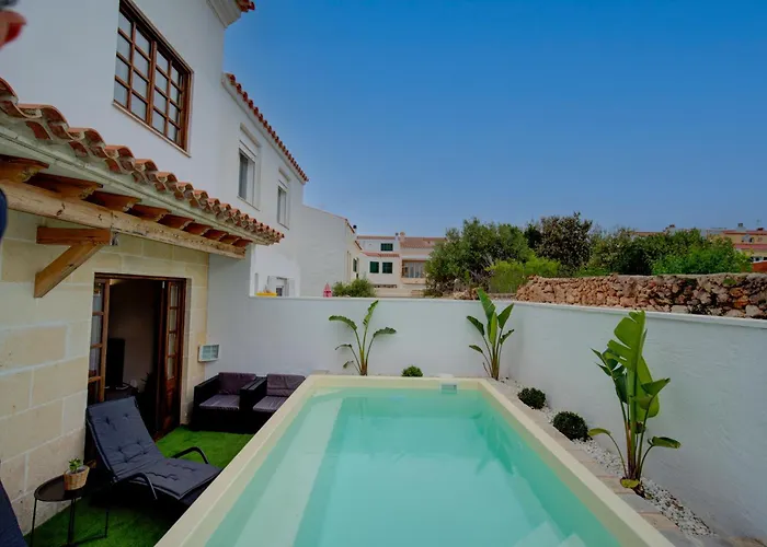 Casa Boutique Xalam  Piscina Climatizada, Jacuzzi, Billar * Sant Lluís