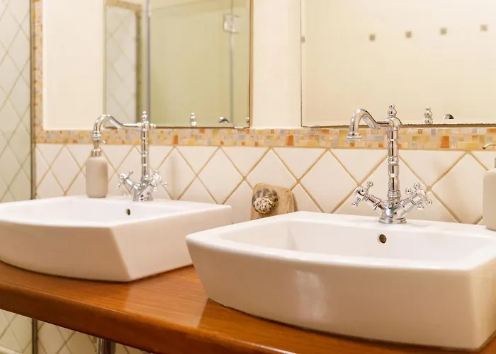 Сasa de vacaciones Casa Boutique Xalam  Piscina Climatizada, Jacuzzi, Billar Sant Lluís